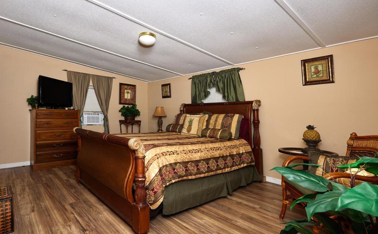 Room In Bb - Pleasant Days Bb Tropical Master Suite Homosassa Luaran gambar